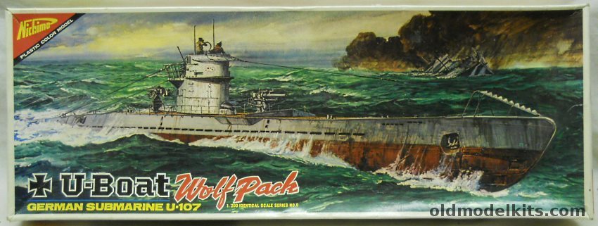 Nichimo 1/200 U-Boat Type IXB  Wolfpack U-107 Submarine - Motorized, U-2009 plastic model kit